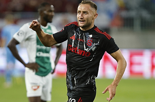 Zahozené šance, gesto fair play i gól. Sparťan Kuchta v Jablonci stihl všechno
