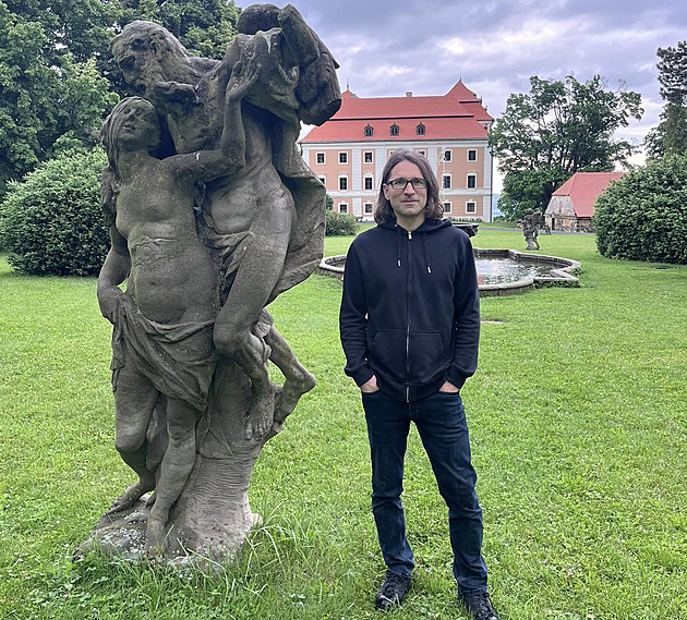 Tomá Petr byl kastelánem Státního zámku Vale bezmála osmnáct let. Nyní by se...