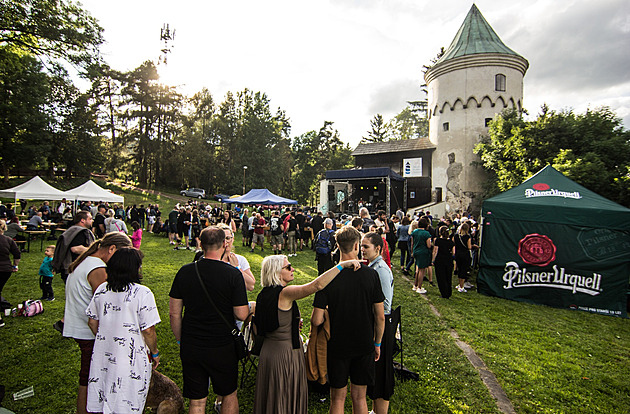 Festival likovka láká kadoron stovky lidí.