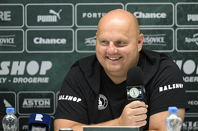 Kádr má perspektivu, jen to z něj vyždímat. Veselý o posilách i ambicích Bohemians