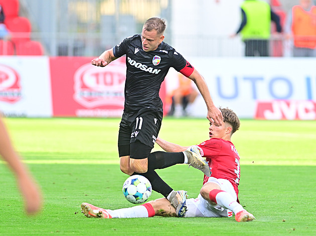 ONLINE: Plzeň - Pardubice, domácí mohou přeskočit třetí Jablonec