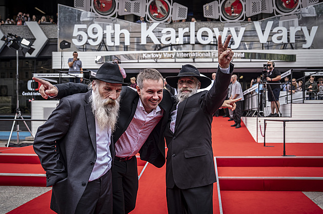 OBRAZEM: Hvězdný Skarsgård? Kdepak. Festival ve čtvrtek ovládli šumavští šílenci