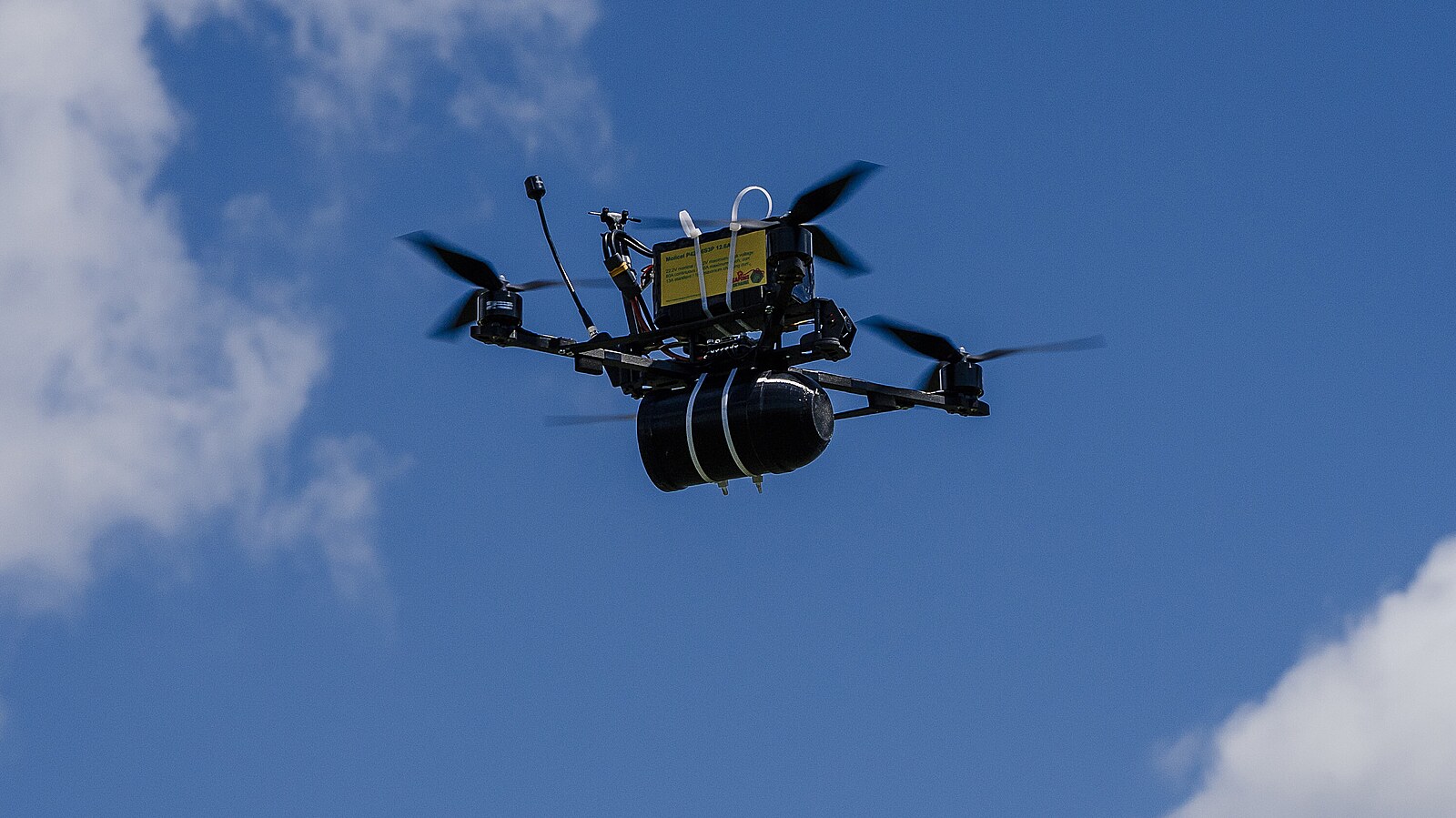 Tajný dárce 100 milionů pro Ukrajinu se přihlásil. Vadí mi dezinformace, uvedl