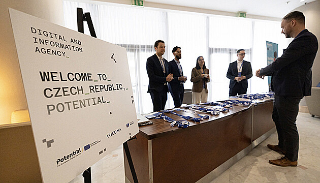 Stát chystá digitální pen�enku. D�le�itá je spolupráce ministerstev