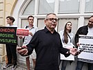 Protest proti vyjednávání éfky SOCDEM Jany Maláové a místopedsedy Lubomíra...