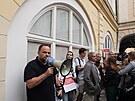 Protest proti vyjednávání éfky SOCDEM Jany Maláové a místopedsedy Lubomíra...