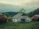 Záb�r z �esko-slovenského filmu Rad�ji ze�ílet v divo�in� p�edstaveného v rámci...
