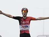 Thymen Arensman vítzí ve 14. etap Tour de France.