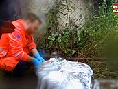 Policie hledala ztracenou seniorku, nala ji podchlazenou po celé noci venku