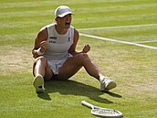 Jazda! Iga wiateková slaví senzaní vítzství 6:0, 6:0 ve finále Wimbledonu.