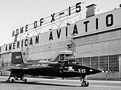 X-15-2 v zaízení North American Aviation (NAA) v únoru 1959