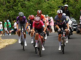 Ir Ben Healy z EF bhem desáté etapy Tour de France