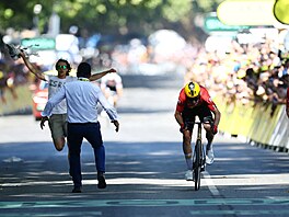 Protiizraelský aktivista naruil dojezd jedenácté etapy Tour de France.