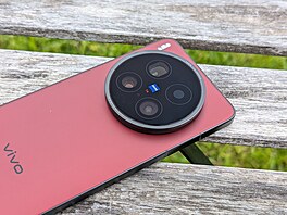 Vivo X200 Ultra