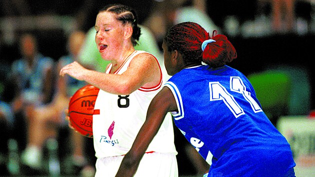 Tarihi Basketbol Altını Hatırlamak: Gençler ABD ve Rusya'yı aştı