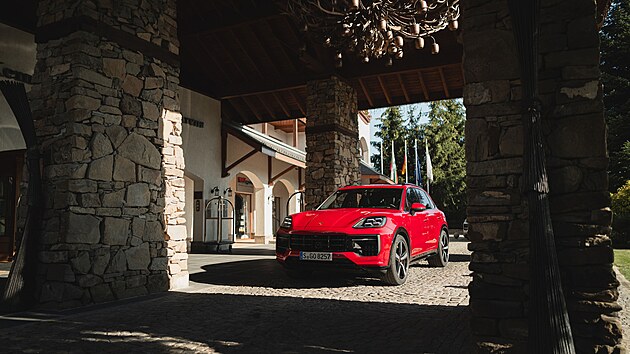 Porsche Macan a Cayenne