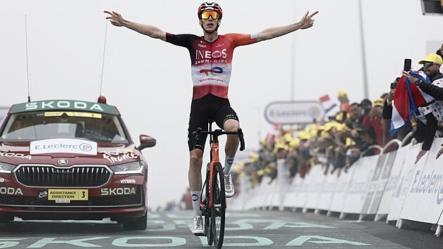 Thymen Arensman slav triumf v pyrenejesk etap Tour na Superbagneres.