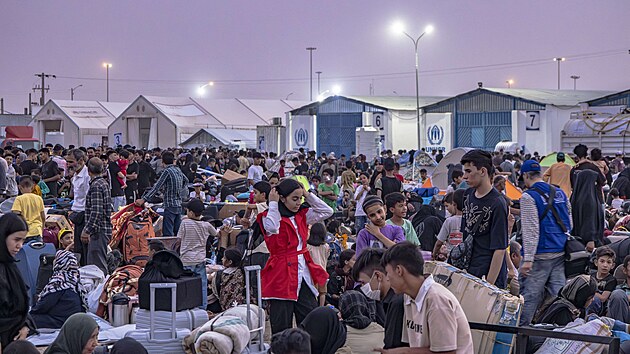 rn od zatku roku vyhostil na 1,4 milionu Afghnc. Mnoz pitom ve sv pvodn vlasti u destky let neij a nikoho tam neznaj. Snmek pochz z rnsko-afghnsk hranice. (4. ervence 2025)