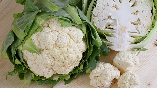 Zelenina, kv�t�k, rozkrojen�, r��i�ky