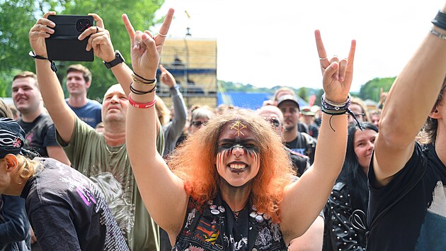 Festival Masters of Rock 2025 ve Vizovicch. Fanouci ped pdiem.