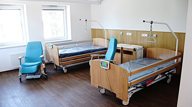 V Broumov skonila rekonstrukce domova pro seniory za 250 milion korun. (30. ervna 2025)