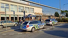 Pratí policisté vyjídli v sobotu veer k nahláenému konfliktu mezi dvma...