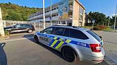Pratí policisté vyjídli v sobotu veer k nahláenému konfliktu mezi dvma...