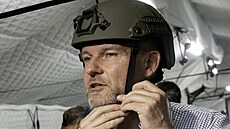 Slovenský prezident Peter Pellegrini a ministr obrany Robert Kaliák nastoupili...