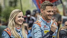 Vítzná posádka Rallye Bohemia: Simon Wagner a Hanna Ostlenderová.