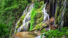 Vodopády Kru�una uvnit� chrán�ného p�írodního parku Maarata