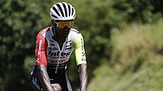 Eritrejský sprinter Biniam Girmay bojuje s horskou �asovku na vrchol v...
