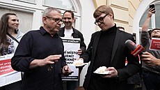 Protest proti vyjednávání éfky SOCDEM Jany Maláové a místopedsedy Lubomíra...