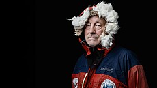 Polárník a cestovatel Miroslav Jake. Pi jedné z prvních výprav na nejvyí...