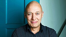 Na jeviti ze sebe dokáe vydímat maximum, ale v ivot si drí role na...