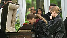 Poh�eb bývalého ruského ministra dopravy Romana Starovojta, který spáchal...