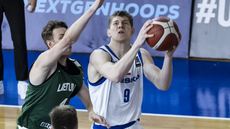 Matyá Jeek hledá prostor k zakonení.