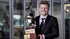 Pavel ulc se Zlatým míem pro nejlepího eského fotbalistu sezony.