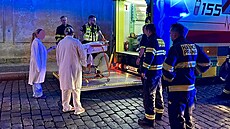V praském Apolinái vzplanul automat na kávu. Hasii budovu evakuovali. (19....