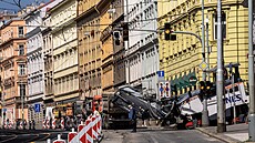 Rekonstrukce vozovky v ulici Plze�ská. (16. �ervence 2025)