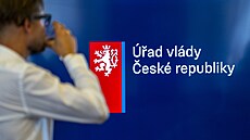 eská republika pedstavila nové logo pro svou vizuální identitu. (16. ervence...