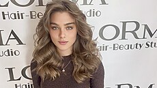 Kateina Falbrová v Lorma Hair Salon