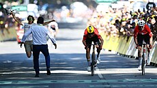 Protiizraelský aktivista naruil dojezd jedenácté etapy Tour de France.