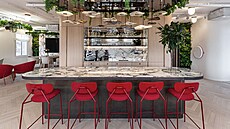 S ohledem na vizuální identitu firmy architekti vybírali i dekor mramoru...