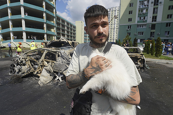 Rusové bombardovali ukrajinský Charkov. (24. ervence 2025)