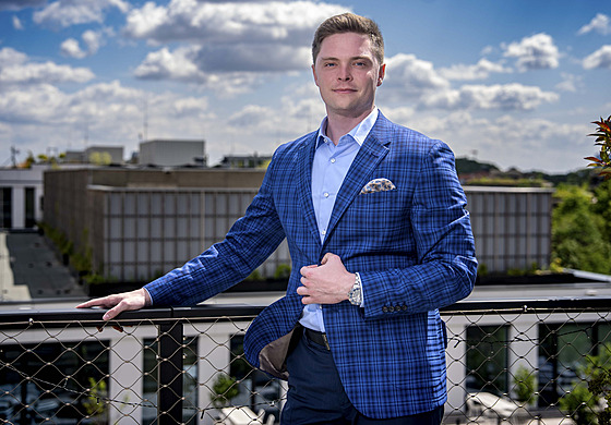 Filip Emmer, odborník na ekonomické a investiní analýzy ve skupin DRFG.