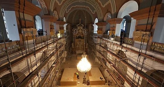 V ervenci 2024 zaala dvouletá rekonstrukce baziliky Navtívení Panny Marie be...