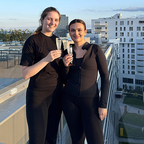 Michaela Lov�tínská (vpravo) s Danielou Sedlá�kovou tvo�í úsp�né instagramové...