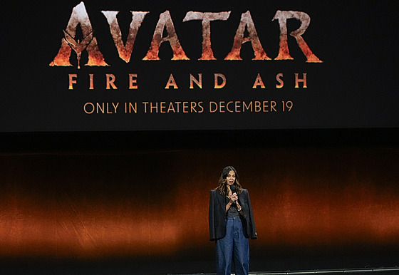 Here�ka Zoe Saldanová p�edstavila na CinemaConu p�ipravovaný film studia Walt...