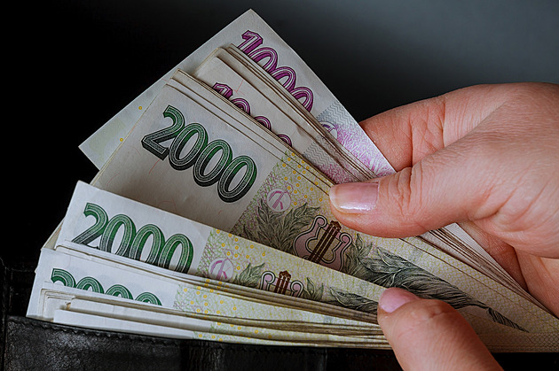 Domácnosti jsou na tom hůř než před pěti lety. Finanční rezerva 50 tisíc už nestačí