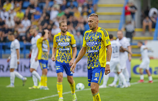 Vlastní gól? Nechápu. Ať už je další den, přál si smolař derby Kalabiška